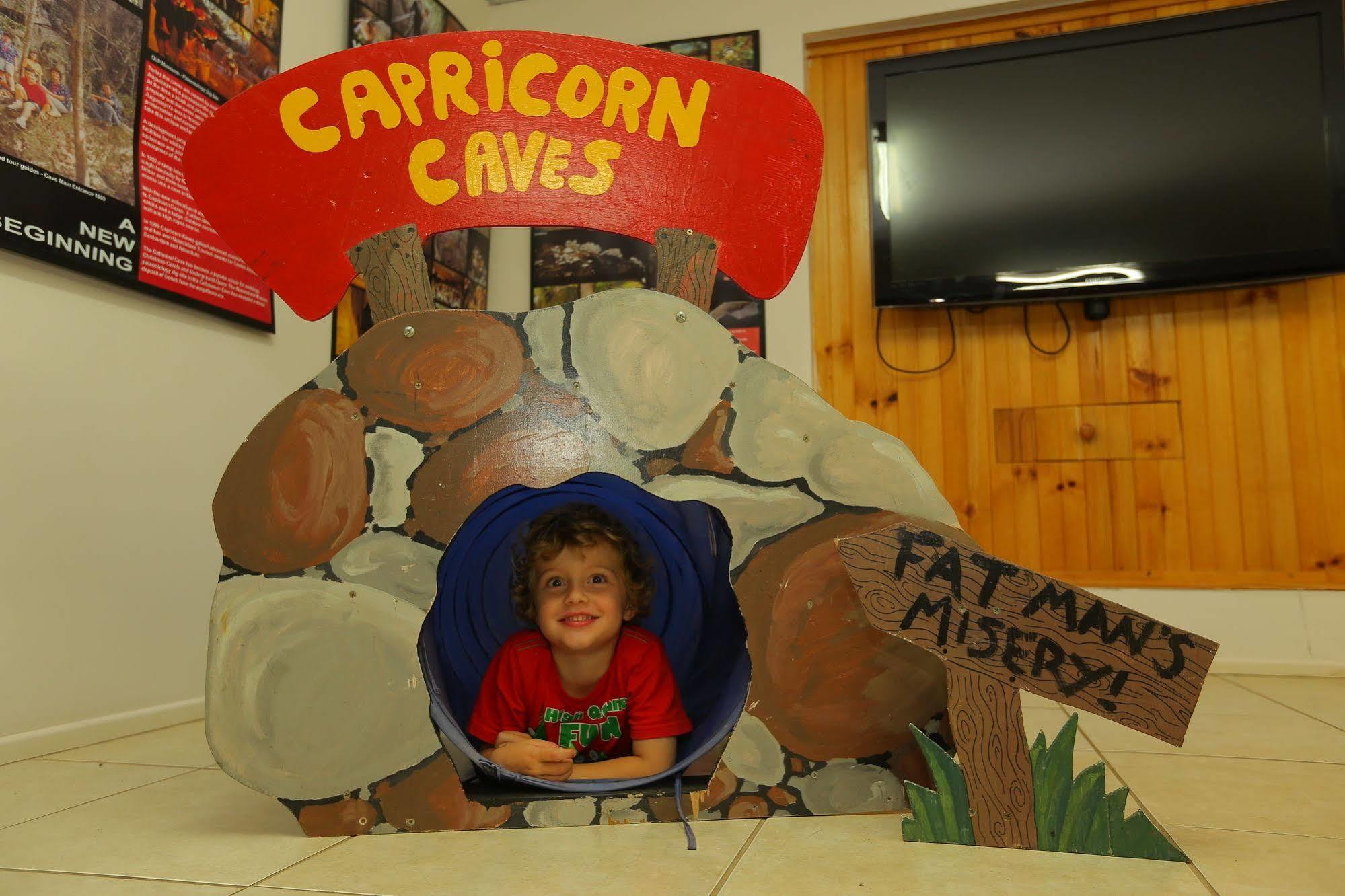 Capricorn Caves Hotel Рокхемптън Екстериор снимка